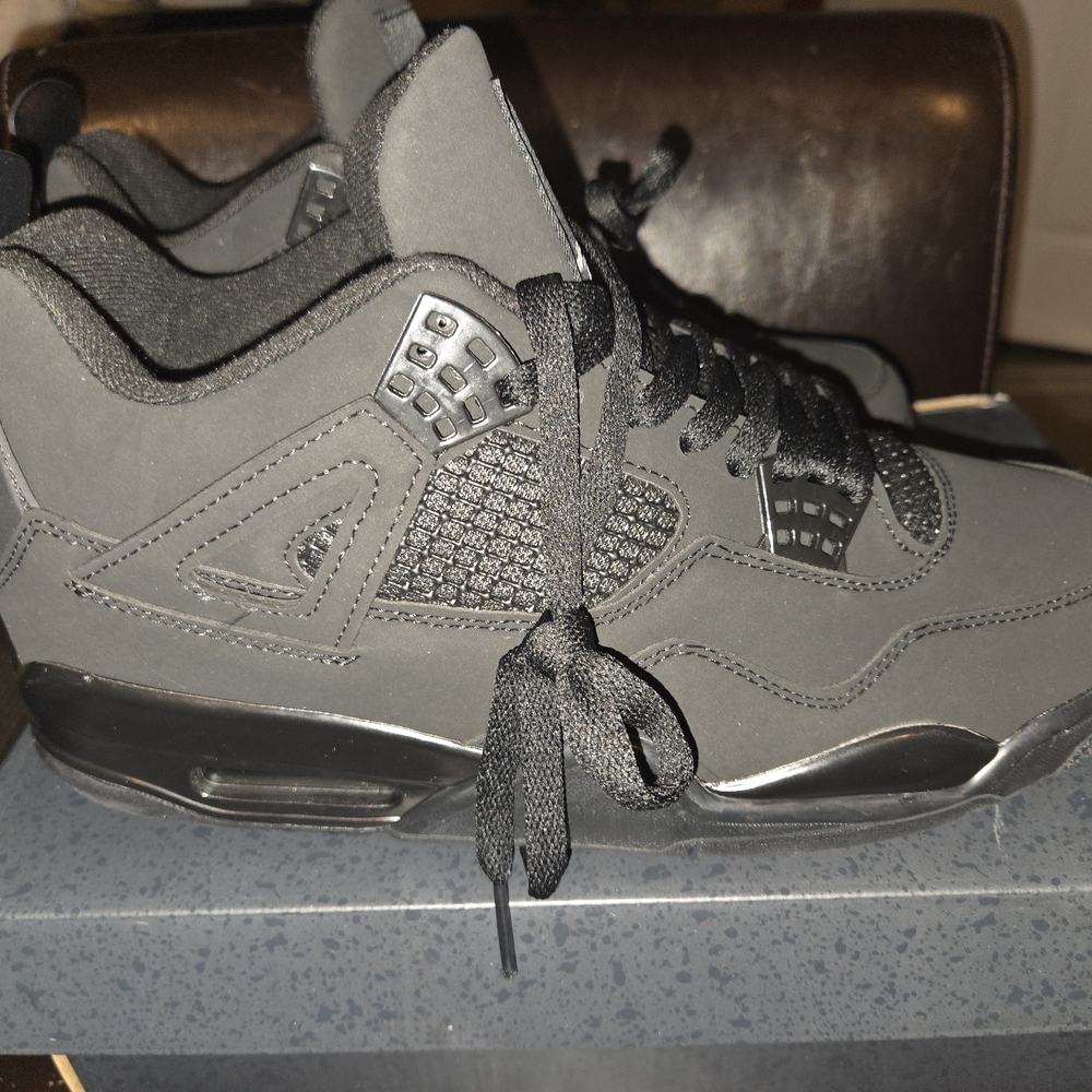 Jordan 4 Retro Black Cat - Picture 4 of 4